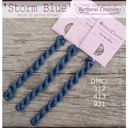 Kézzel festett pamut perlé 12 (gyöngy) hímzőfonal - Storm Blue