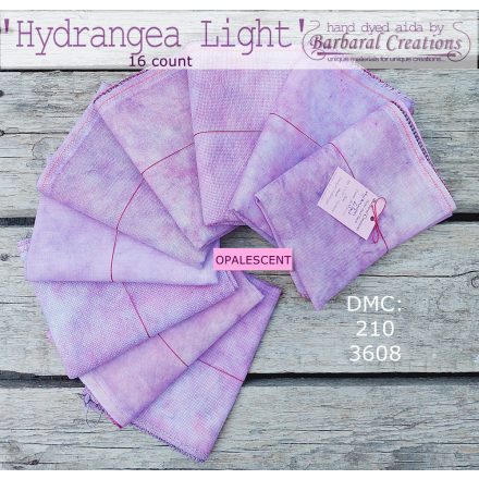 Kézzel festett OPALESCENT aida hímzőalap 16 ct - Hydrangea Light 64x53 cm